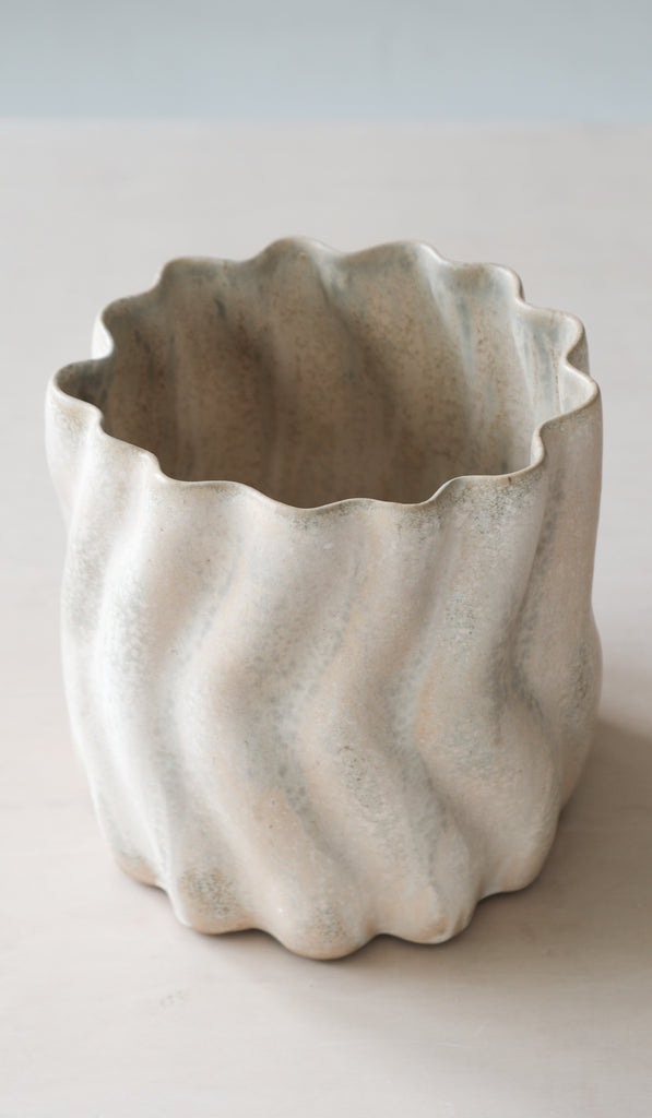 Clair Catillaz Field Ash Matte Ripple Vessel