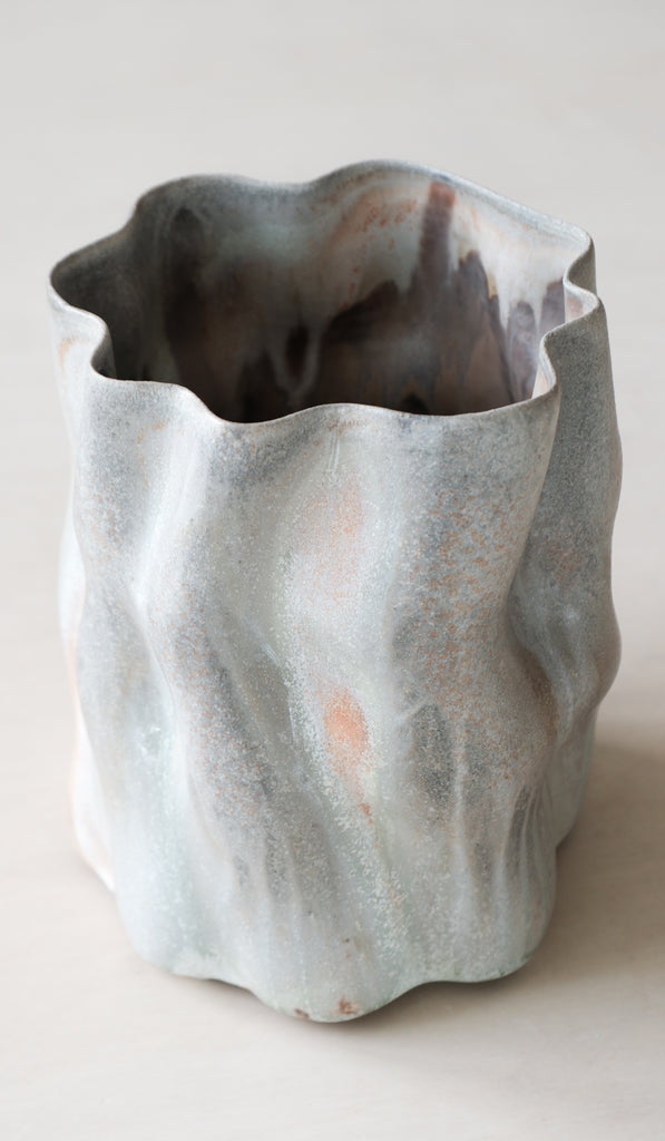 Clair Catillaz Wavy Sugar Skin Vessel