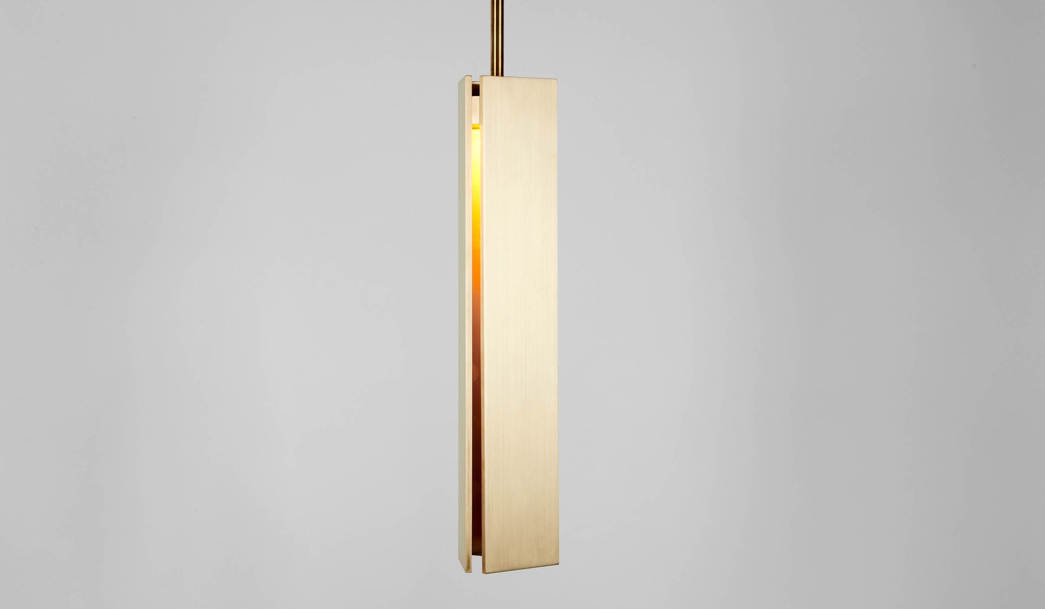 Roll & Hill Delta Pendant