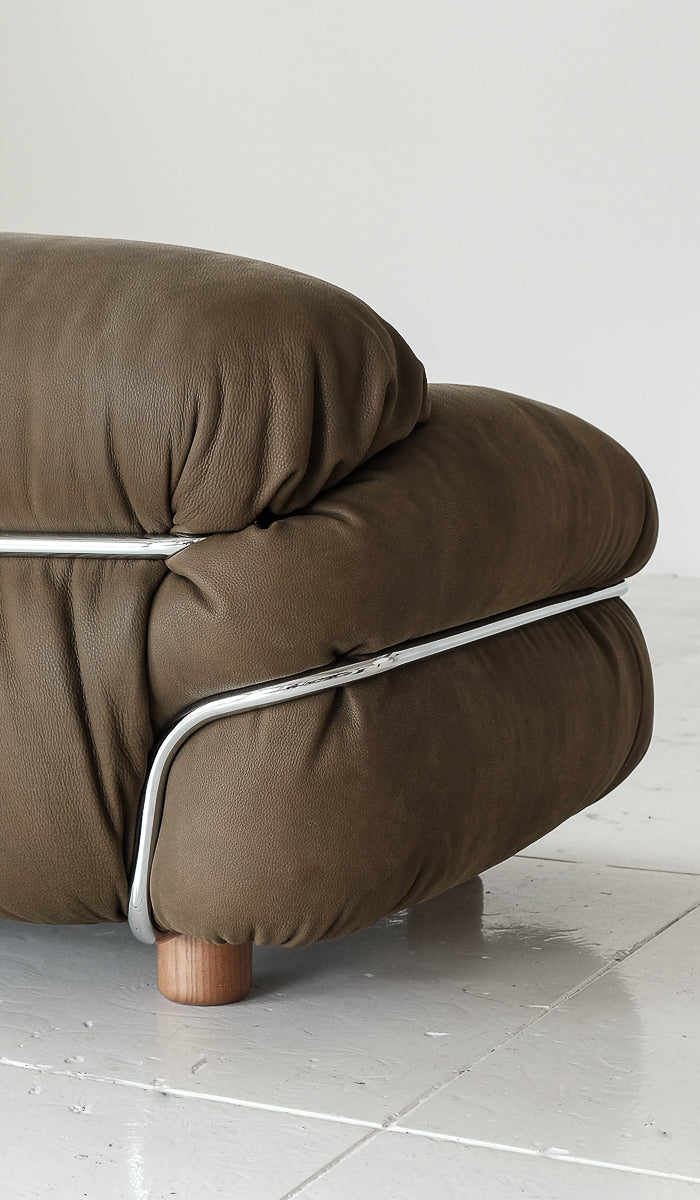 IN STOCK Tacchini 'Sesann' 3 Seat Sofa - Spartan Shop